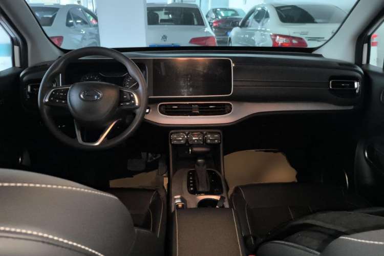 Used GAC Trumpchi GS3 2021 POWER 270T Automatic Dynamic Edition Center Console