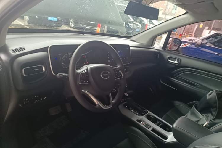 Used GAC Trumpchi GS3 2021 POWER 270T Automatic Sporty Edition Center Console