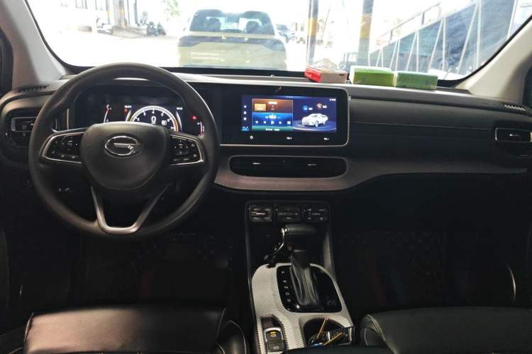 Used GAC Trumpchi GS3 2021 POWER 270T Automatic Luxury Edition Center Console