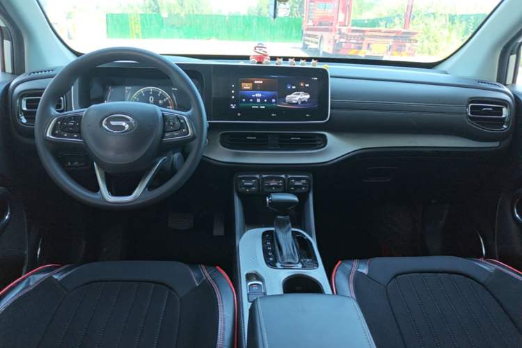 Used GAC Trumpchi GS3 2021 POWER 270T Automatic Luxury Edition Center Console