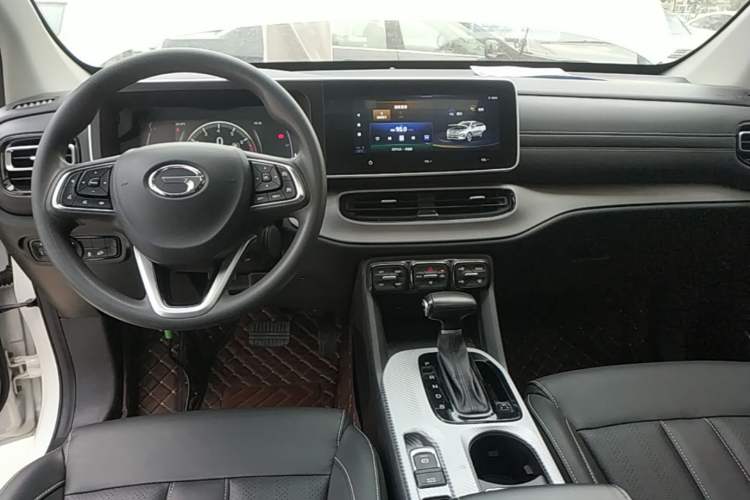 Used GAC Trumpchi GS3 2021 POWER 270T Automatic Luxury Edition Center Console