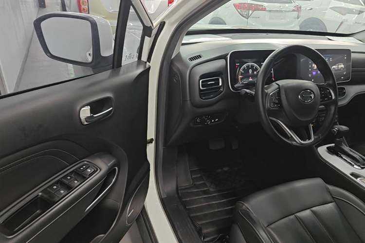 Used GAC Trumpchi GS3 2021 POWER 270T Automatic Prestige Edition Driver Seat
