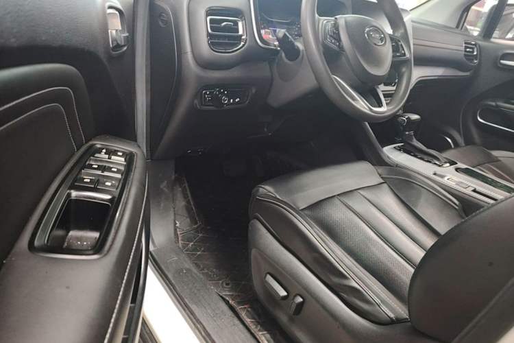 Used GAC Trumpchi GS3 2021 POWER 270T Automatic Dynamic Edition Driver Seat