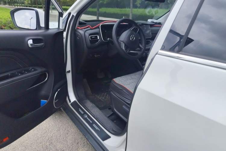 Used GAC Trumpchi GS3 2021 POWER 270T Automatic Luxury Edition Driver Seat