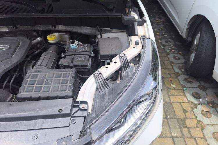 Used GAC Trumpchi GS3 2021 POWER 270T Automatic Luxury Edition Engine Bay Left