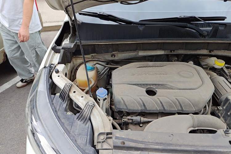 Used GAC Trumpchi GS3 2021 POWER 270T Automatic Luxury Edition Engine Bay Right