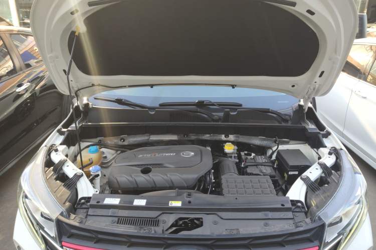 Used GAC Trumpchi GS3 2021 POWER 270T Automatic Luxury Edition Engine Bay