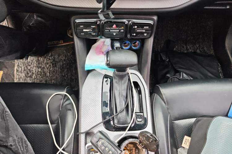 Used GAC Trumpchi GS3 2021 POWER 270T Automatic Luxury Edition Gear Lever