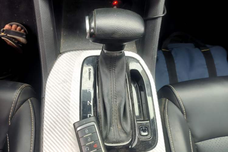 Used GAC Trumpchi GS3 2021 POWER 270T Automatic Luxury Edition Gear Lever