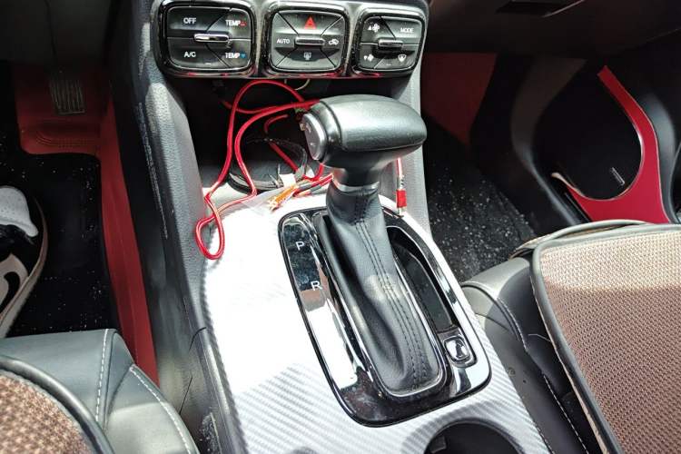 Used GAC Trumpchi GS3 2021 POWER 270T Automatic Luxury Edition Gear Lever