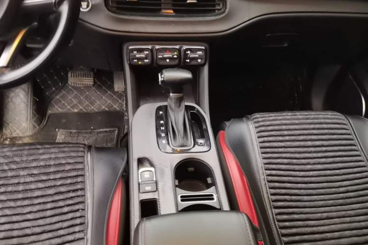 Used GAC Trumpchi GS3 2021 POWER 270T Automatic Dynamic Edition Gear Lever