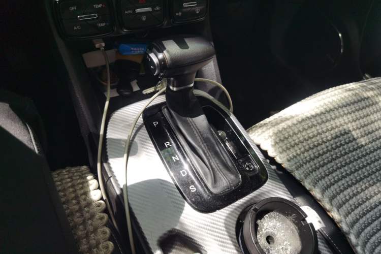 Used GAC Trumpchi GS3 2021 POWER 270T Automatic Luxury Edition Gear Lever