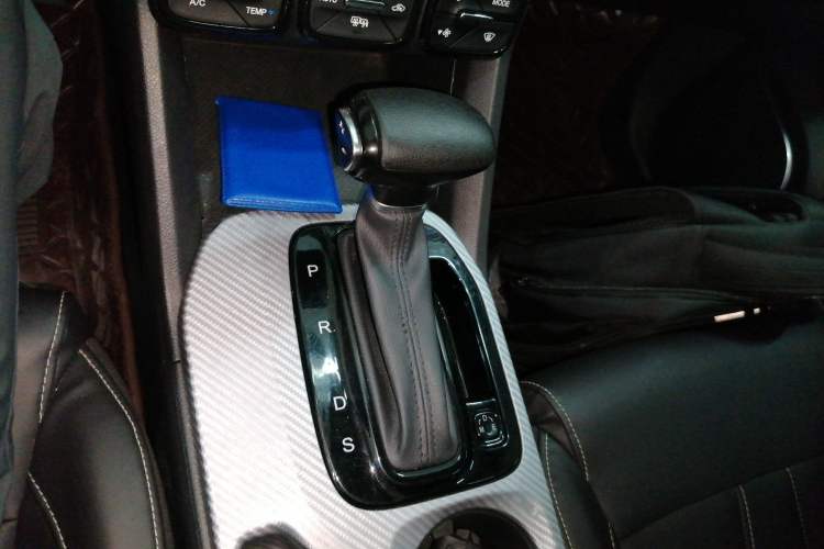 Used GAC Trumpchi GS3 2021 POWER 270T Automatic Dynamic Edition Gear Lever