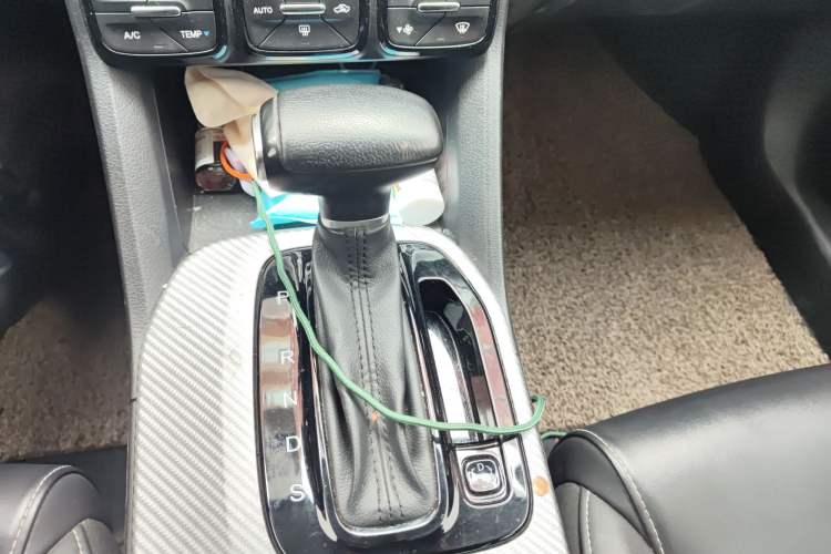 Used GAC Trumpchi GS3 2021 POWER 270T Automatic Luxury Edition Gear Lever