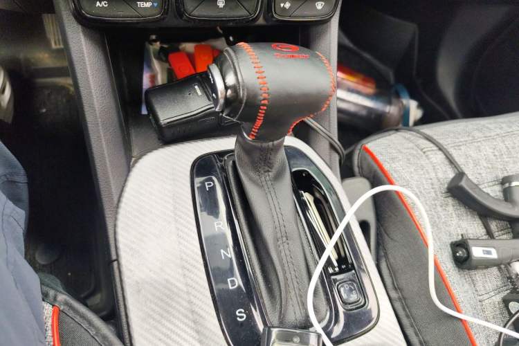 Used GAC Trumpchi GS3 2021 POWER 270T Automatic Luxury Edition Gear Lever
