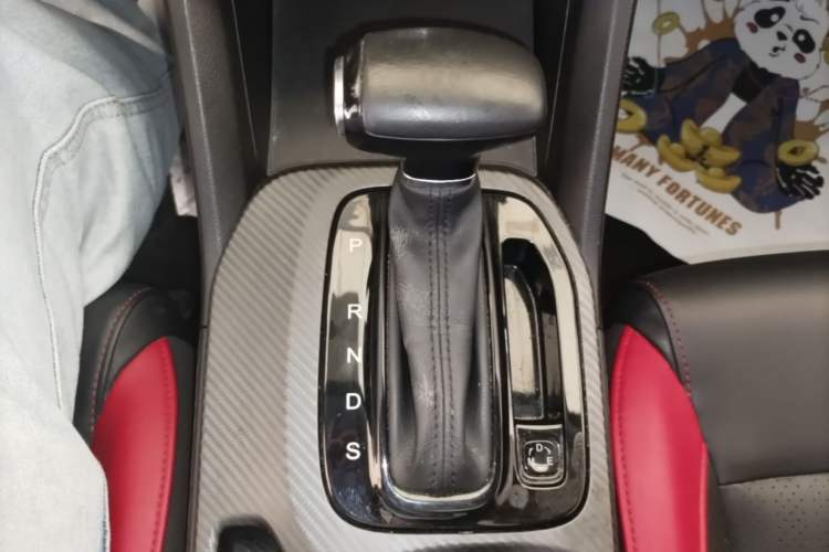 Used GAC Trumpchi GS3 2021 POWER 270T Automatic Red Edition Gear Lever