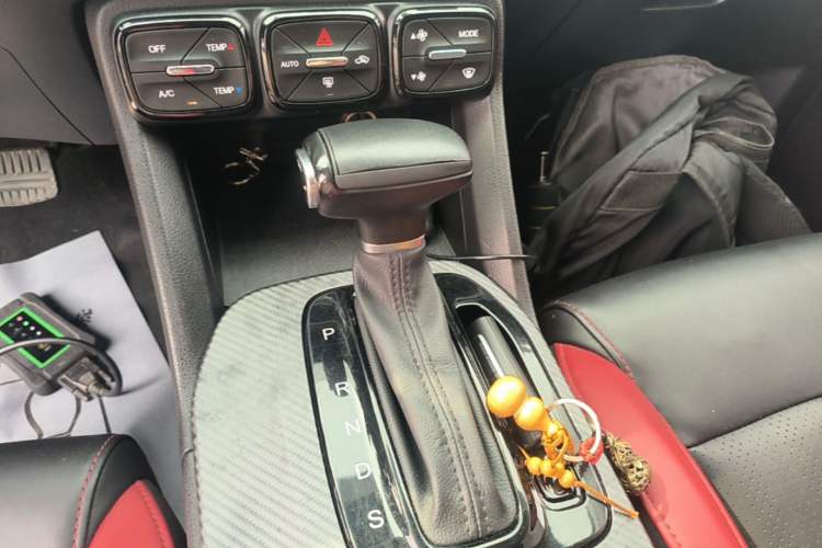 Used GAC Trumpchi GS3 2021 POWER 270T Automatic Luxury Edition Gear Lever