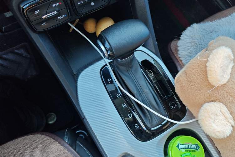 Used GAC Trumpchi GS3 2021 POWER 270T Automatic Luxury Edition Gear Lever