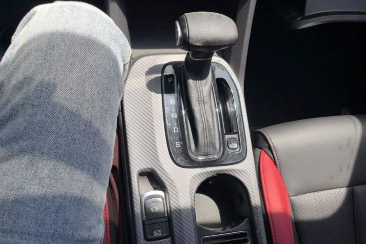 Used GAC Trumpchi GS3 2021 POWER 270T Automatic Red Edition Gear Lever