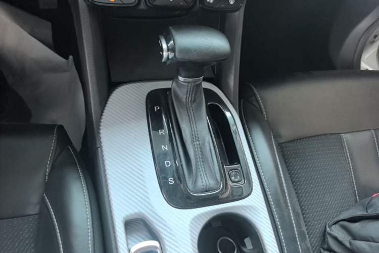 Used GAC Trumpchi GS3 2021 POWER 270T Automatic Dynamic Edition Gear Lever