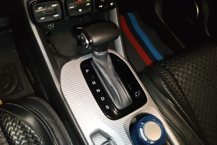 Used GAC Trumpchi GS3 2021 POWER 270T Automatic Luxury Edition Gear Lever