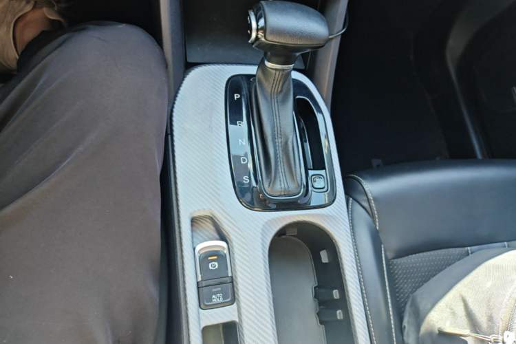 Used GAC Trumpchi GS3 2021 POWER 270T Automatic Dynamic Edition Gear Lever