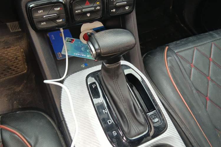 Used GAC Trumpchi GS3 2021 POWER 270T Automatic Luxury Edition Gear Lever