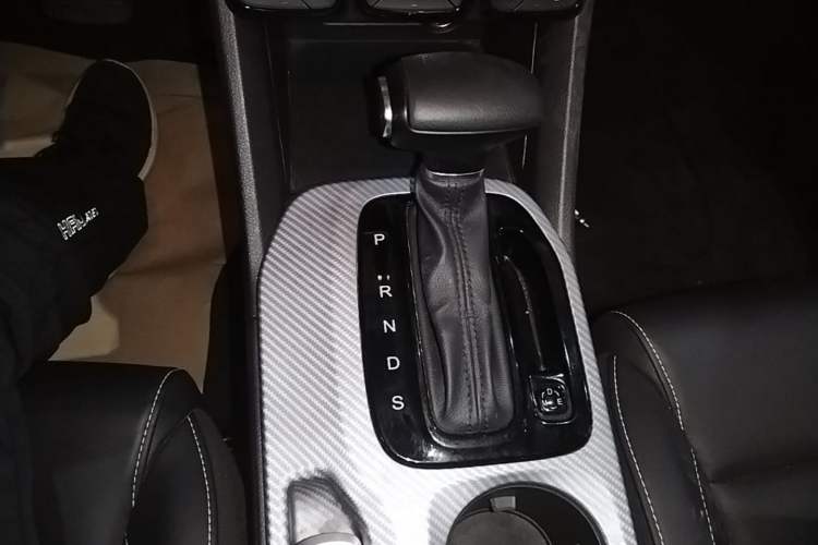 Used GAC Trumpchi GS3 2021 POWER 270T Automatic Luxury Edition Gear Lever