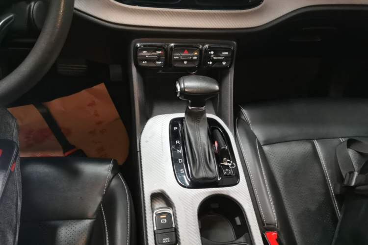 Used GAC Trumpchi GS3 2021 POWER 270T Automatic Luxury Edition Gear Lever