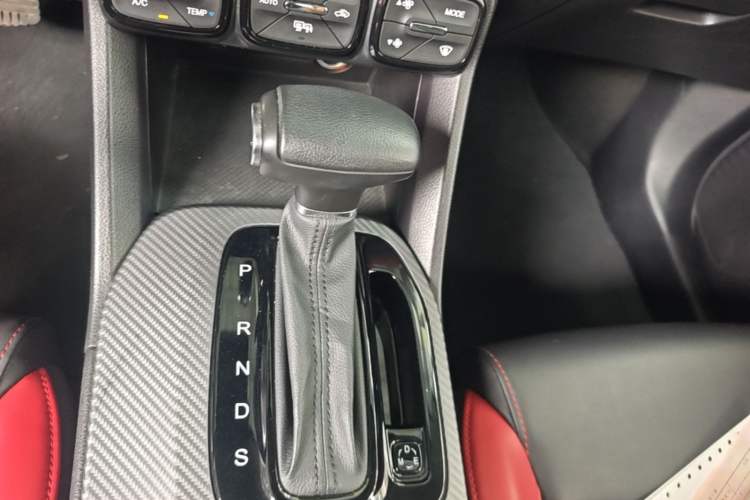Used GAC Trumpchi GS3 2021 POWER 270T Automatic Prestige Edition Gear Lever