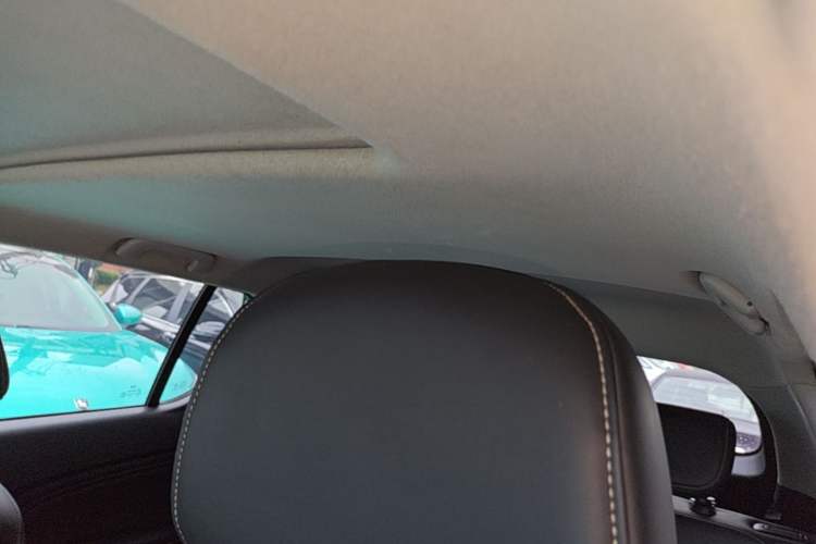 Used GAC Trumpchi GS3 2021 POWER 270T Automatic Luxury Edition Headliner