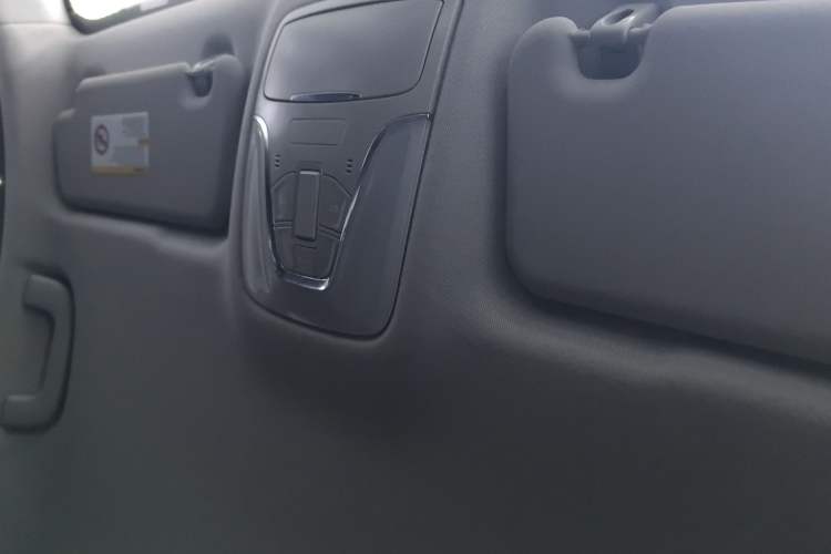 Used GAC Trumpchi GS3 2021 POWER 270T Automatic Sporty Edition Headliner