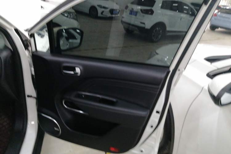 Used GAC Trumpchi GS3 2021 POWER 270T Automatic Dynamic Edition Interior 5