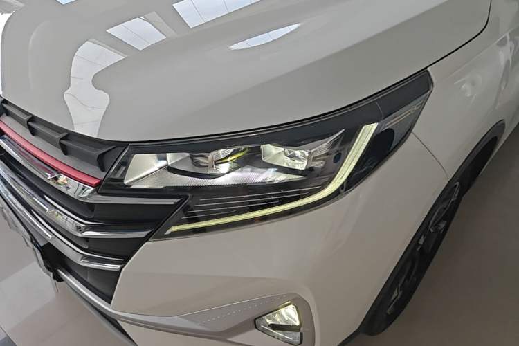 Used GAC Trumpchi GS3 2021 POWER 270T Automatic Luxury Edition Left Front Headlight