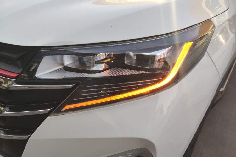 Used GAC Trumpchi GS3 2021 POWER 270T Automatic Luxury Edition Left Front Headlight