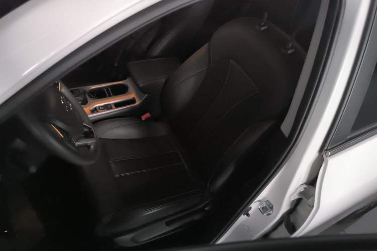 Used GAC Trumpchi GS3 2021 POWER 270T Automatic Dynamic Edition Left Front Seat