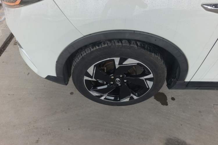 Used GAC Trumpchi GS3 2021 POWER 270T Automatic Dynamic Edition Left Front Wheel Hub