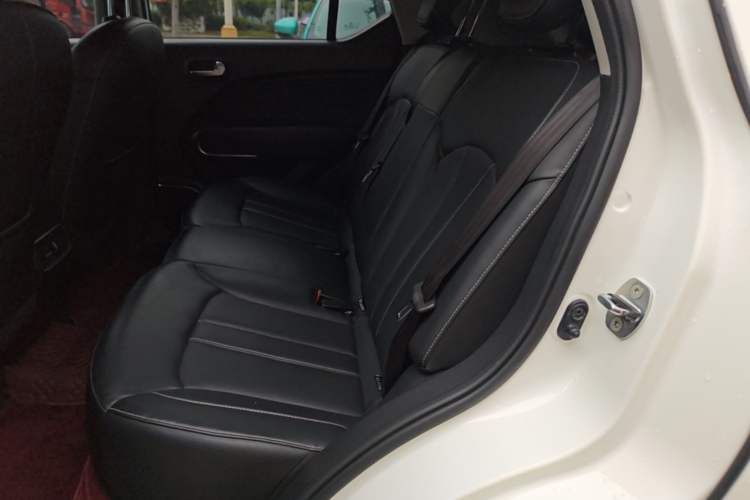 Used GAC Trumpchi GS3 2021 POWER 270T Automatic Luxury Edition Left Rear Seat
