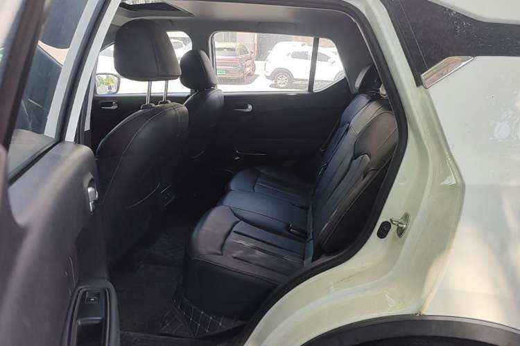 Used GAC Trumpchi GS3 2021 POWER 270T Automatic Luxury Edition Left Rear Seat