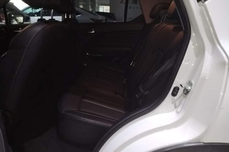 Used GAC Trumpchi GS3 2021 POWER 270T Automatic Luxury Edition Left Rear Seat