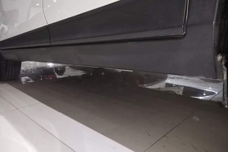 Used GAC Trumpchi GS3 2021 POWER 270T Automatic Luxury Edition Left Side Sill