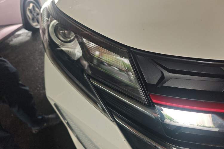 Used GAC Trumpchi GS3 2021 POWER 270T Automatic Sporty Edition Right Front Headlight