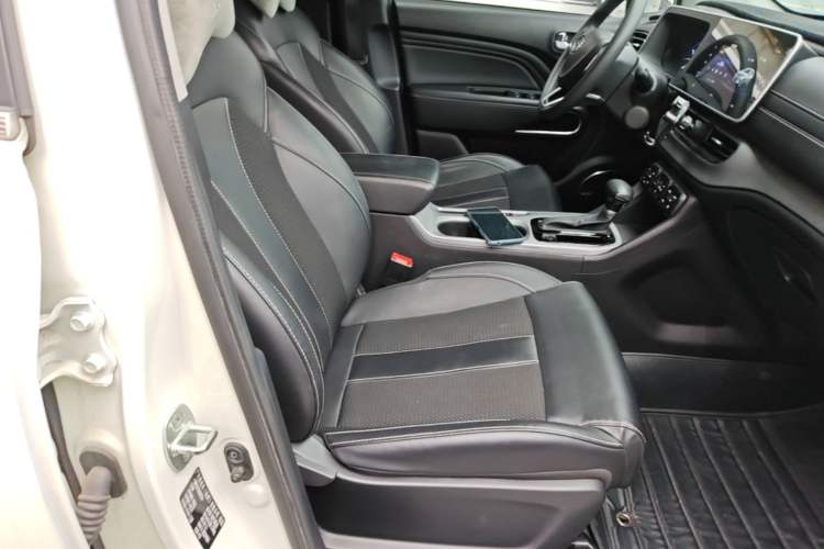 Used GAC Trumpchi GS3 2021 POWER 270T Automatic Prestige Edition Right Front Seat