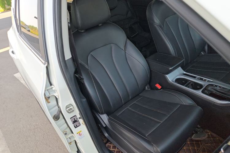 Used GAC Trumpchi GS3 2021 POWER 270T Automatic Luxury Edition Right Front Seat