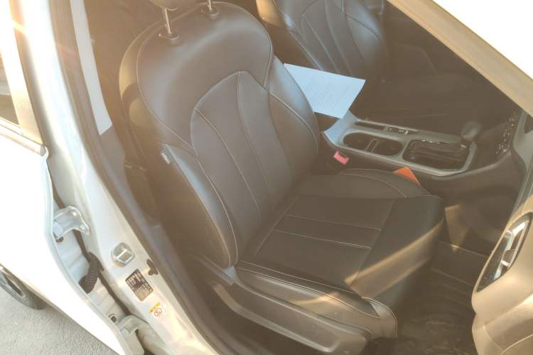 Used GAC Trumpchi GS3 2021 POWER 270T Automatic Luxury Edition Right Front Seat