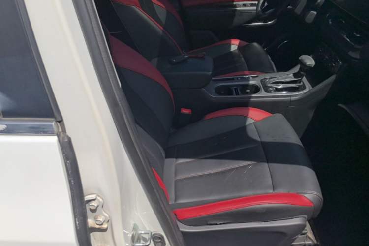 Used GAC Trumpchi GS3 2021 POWER 270T Automatic Red Edition Right Front Seat