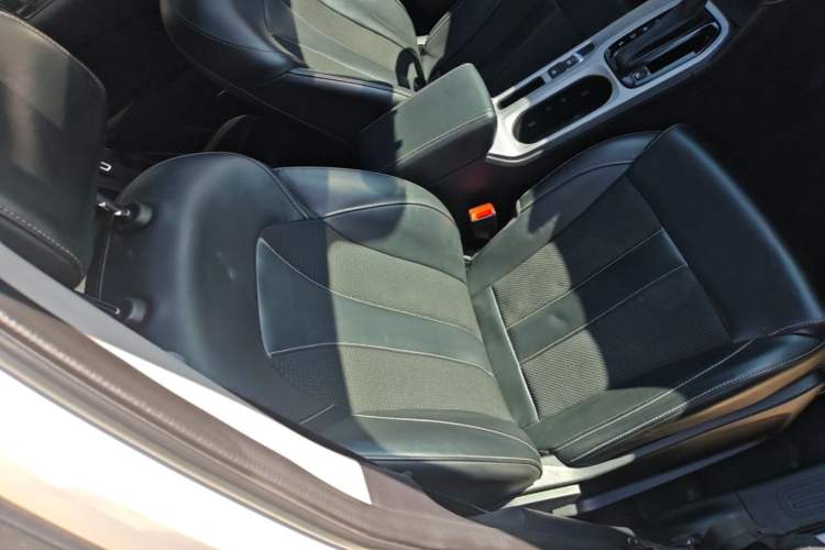 Used GAC Trumpchi GS3 2021 POWER 270T Automatic Dynamic Edition Right Front Seat