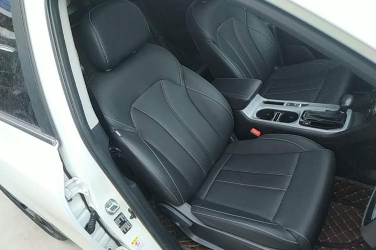 Used GAC Trumpchi GS3 2021 POWER 270T Automatic Luxury Edition Right Front Seat