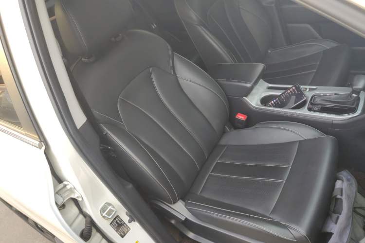 Used GAC Trumpchi GS3 2021 POWER 270T Automatic Luxury Edition Right Front Seat
