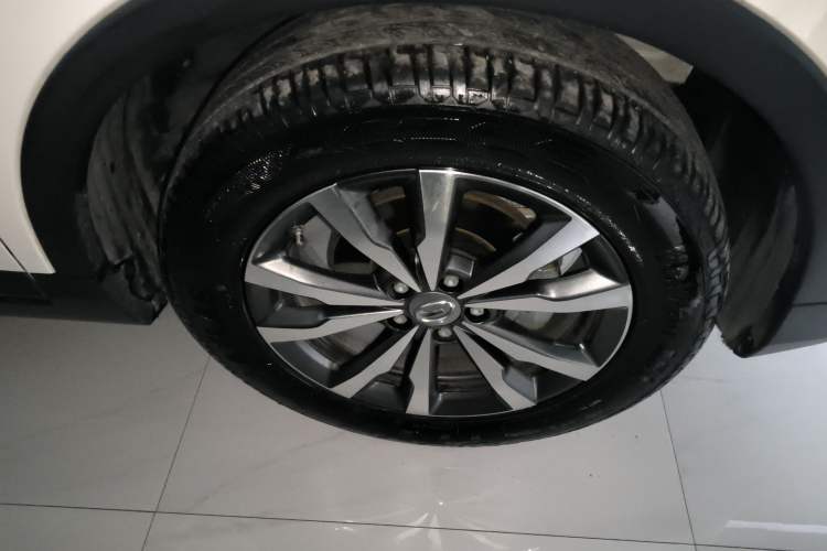 Used GAC Trumpchi GS3 2021 POWER 270T Automatic Dynamic Edition Right Front Wheel Hub